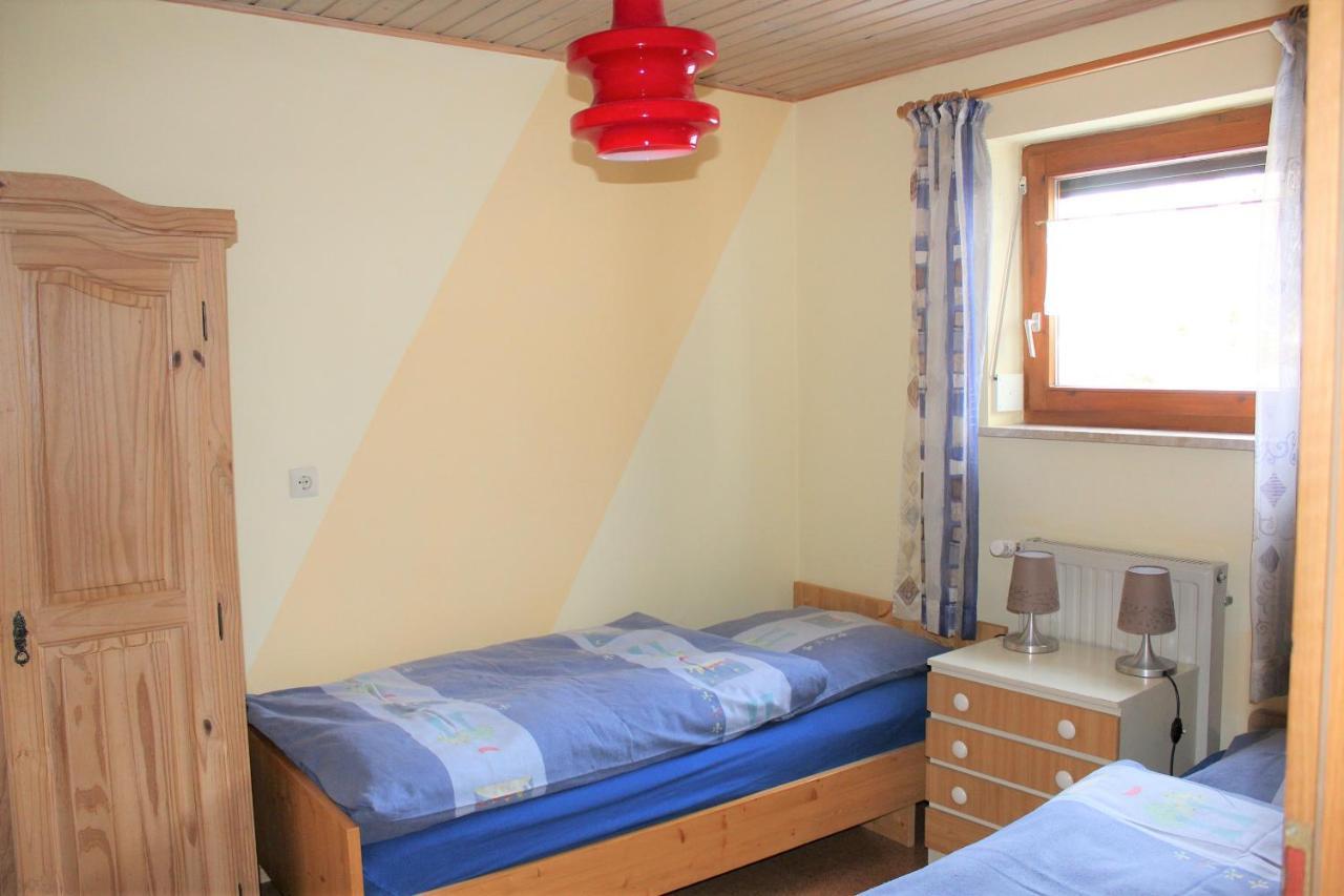 Ferienwohnungen Irene Konstandin Bischofsmais Zimmer foto