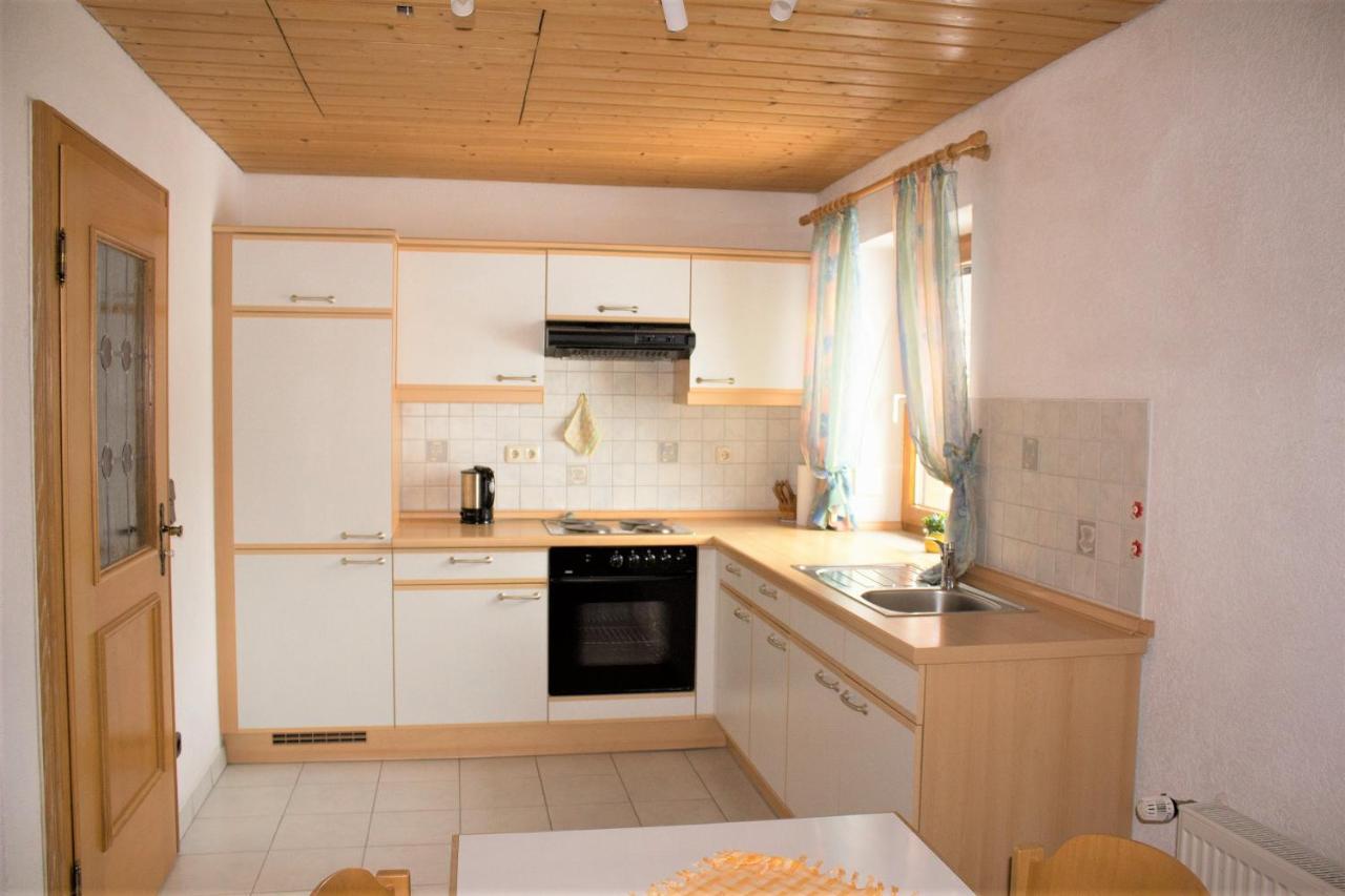 Ferienwohnungen Irene Konstandin Bischofsmais Zimmer foto